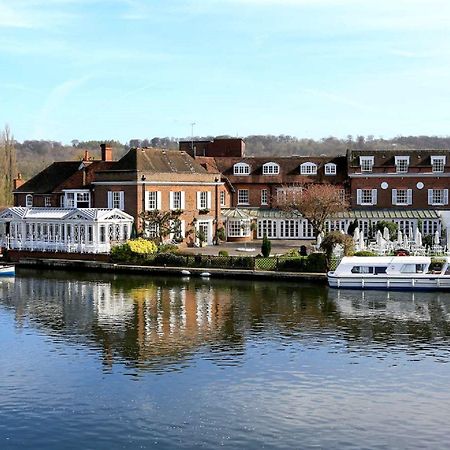 Macdonald Compleat Angler Hotel Марлоу Екстериор снимка