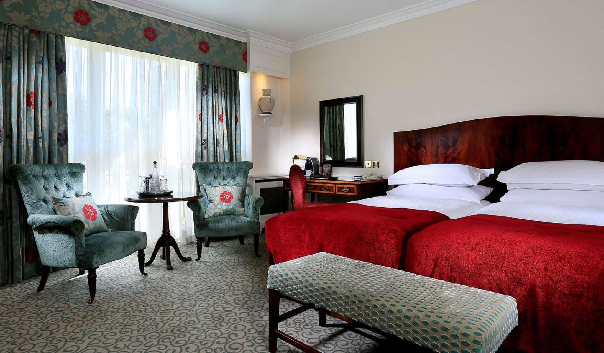 Macdonald Compleat Angler Hotel Марлоу Екстериор снимка