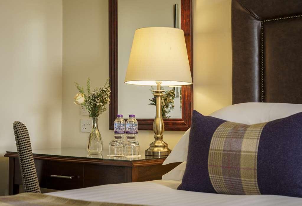 Macdonald Compleat Angler Hotel Марлоу Стая снимка