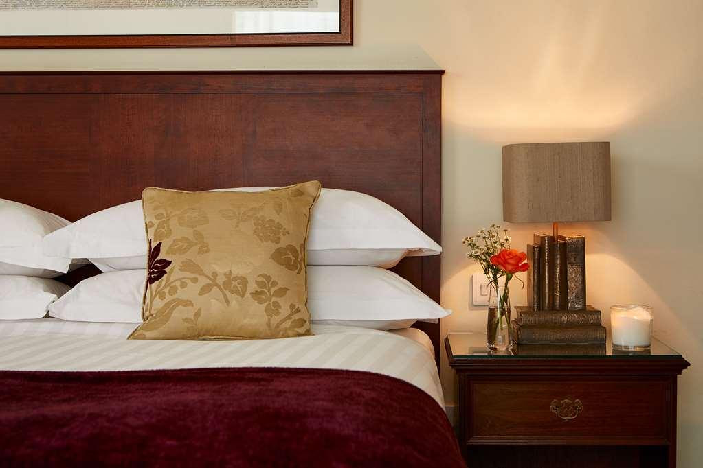 Macdonald Compleat Angler Hotel Марлоу Стая снимка