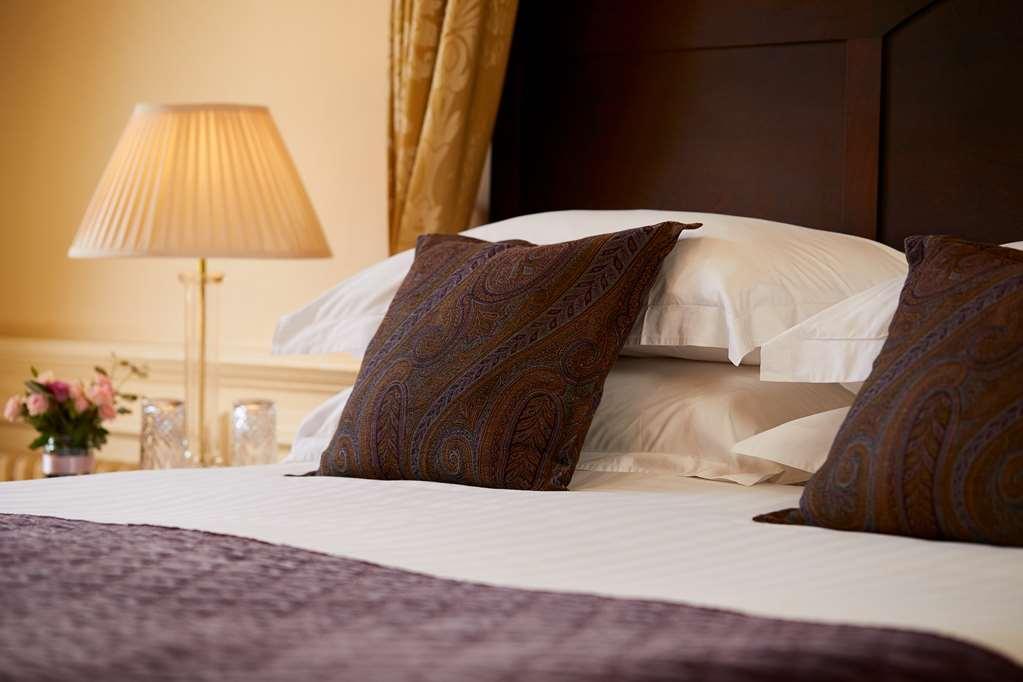 Macdonald Compleat Angler Hotel Марлоу Стая снимка