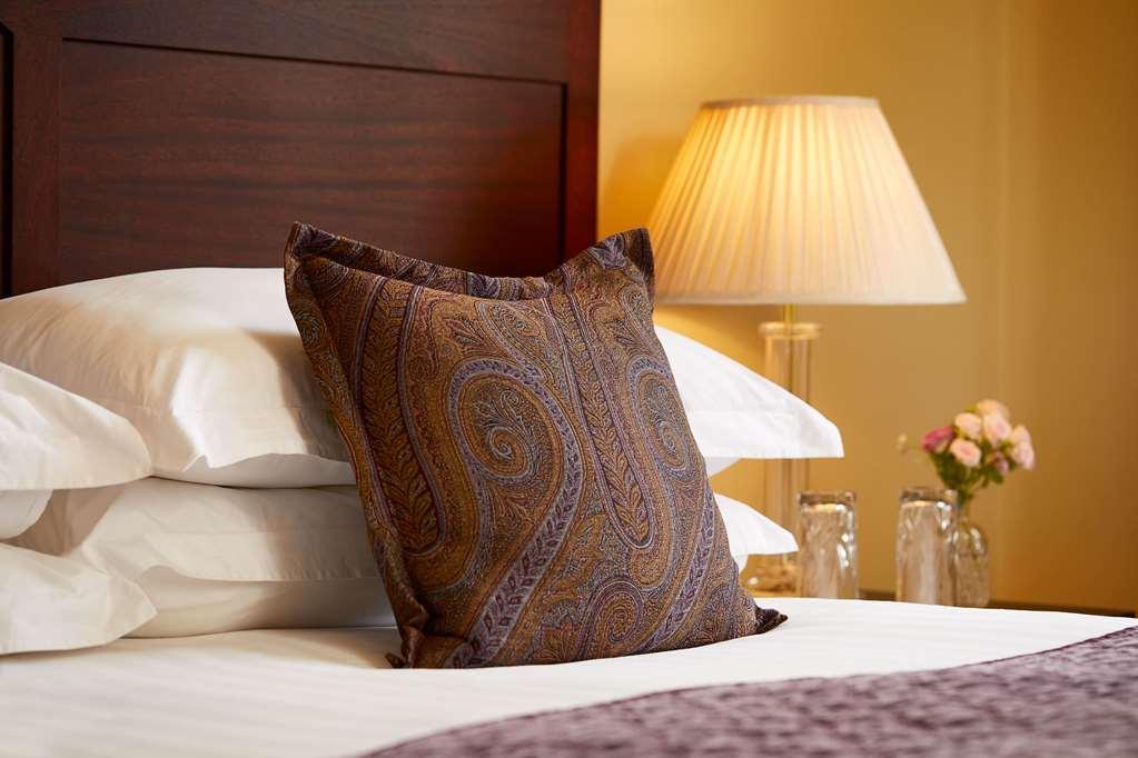 Macdonald Compleat Angler Hotel Марлоу Стая снимка