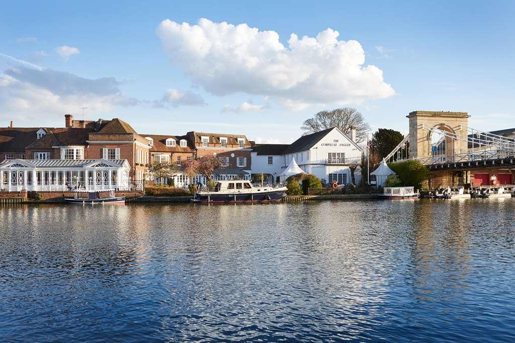Macdonald Compleat Angler Hotel Марлоу Екстериор снимка