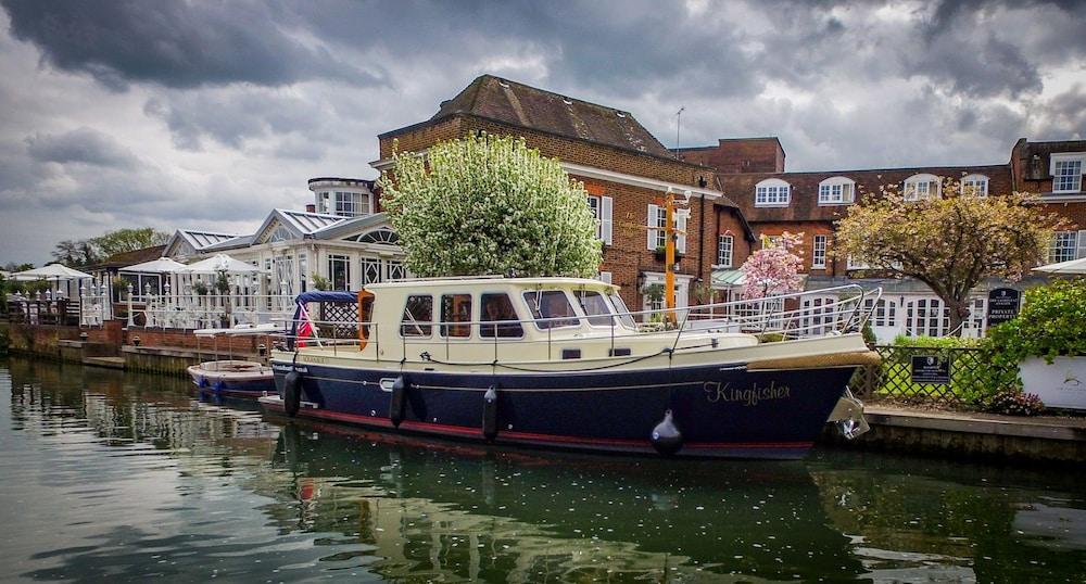 Macdonald Compleat Angler Hotel Марлоу Екстериор снимка
